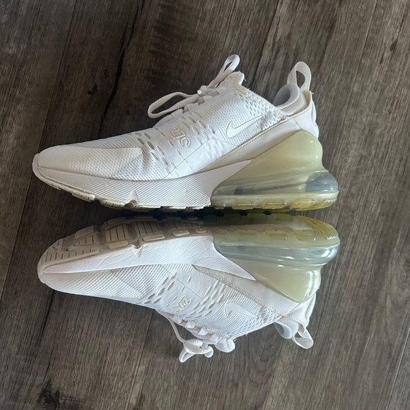 Nike Women's Air Max 270 White 6.5 - Picture 3 of 6
